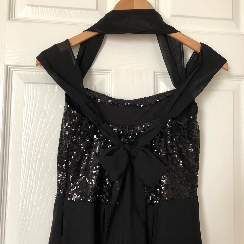 Cute little black dress 💃 - Picture 5 of 6